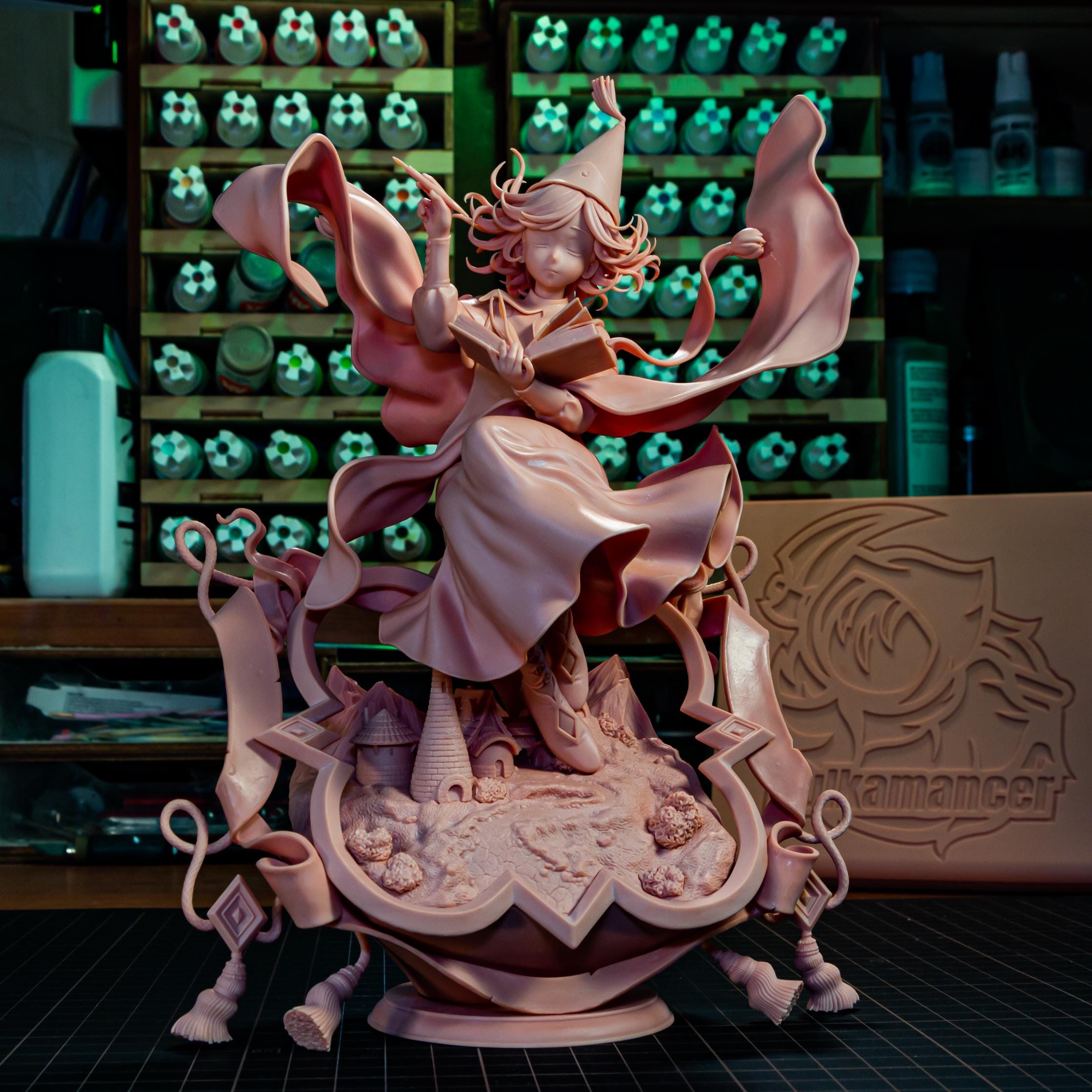 Figure CoCo - - Scale 1/7 - Garage Kit Resin